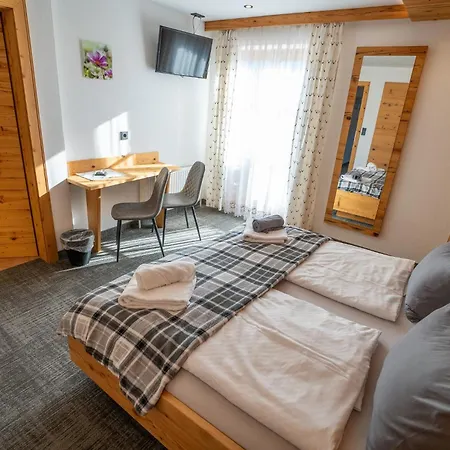 Haus Hoellwart Lägenhet Sankt Johann im Pongau